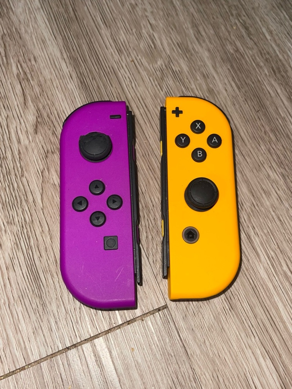 Nintendo Switch Neon Purple/Yellow Joy-Con Controllers *Pre-owned* FLAWED